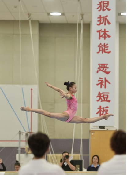 问鼎娱乐带你享受超凡娱乐体验